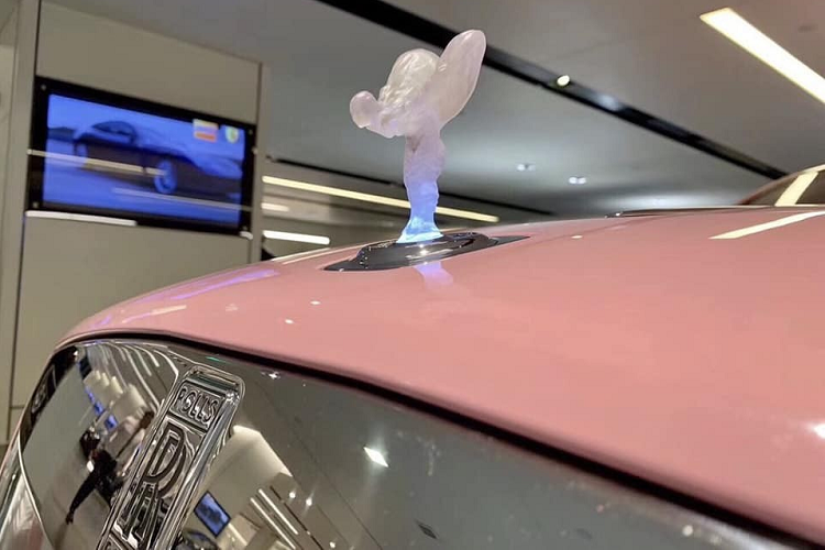 Chiec Rolls-Royce Wraith nay co gi khien dan choi Viet 