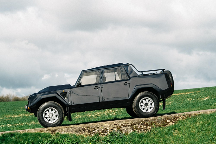 Lamborghini LM002 