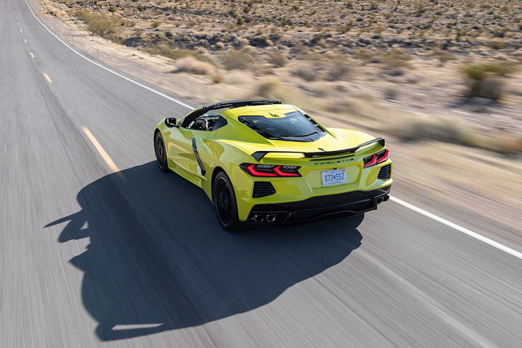 Chevrolet Corvette 2021 se co gia duoi 60.000 USD-Hinh-2