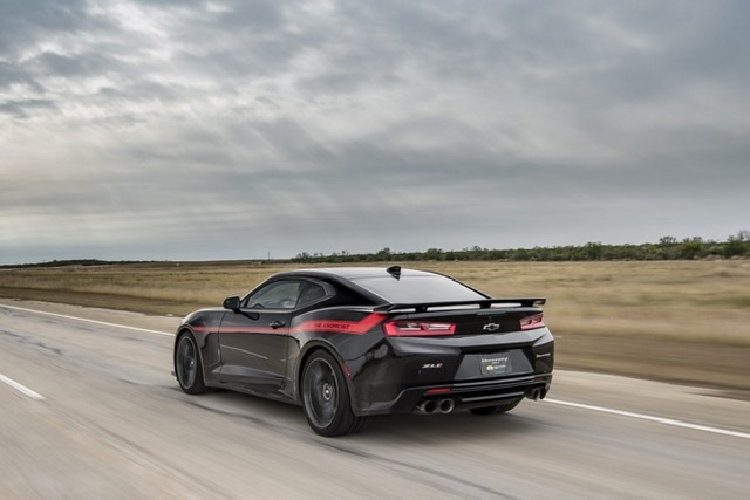 Hennessey Performance thu nghiem Camaro ZL1 Exorcist 1000 ma luc-Hinh-4