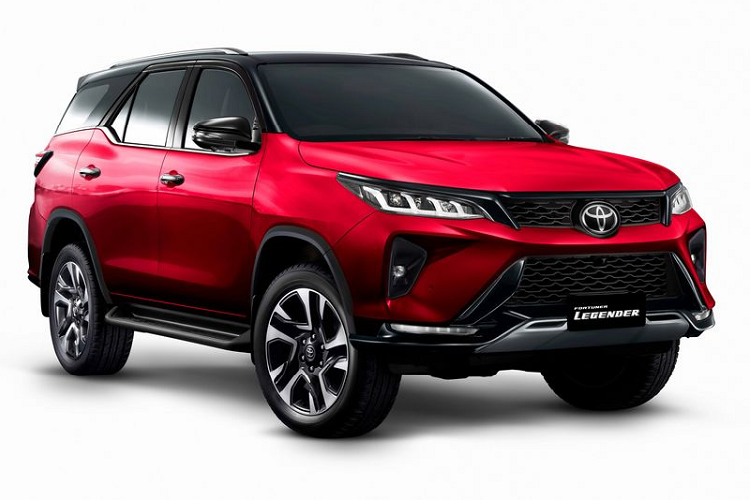 Toyota Fortuner 2021 chinh thuc trinh lang, ngap tran nang cap