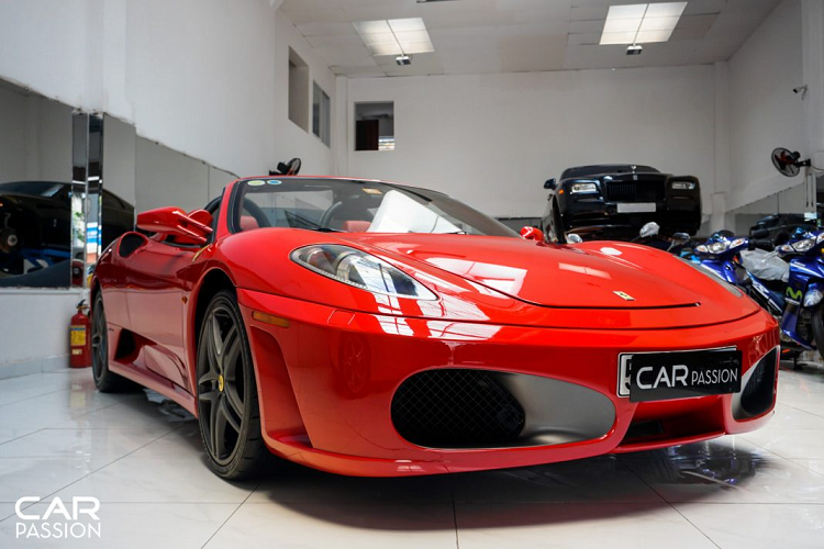 Ferrari F430 Spider 13 nam tuoi do po hon 200 trieu tai Sai Gon-Hinh-11