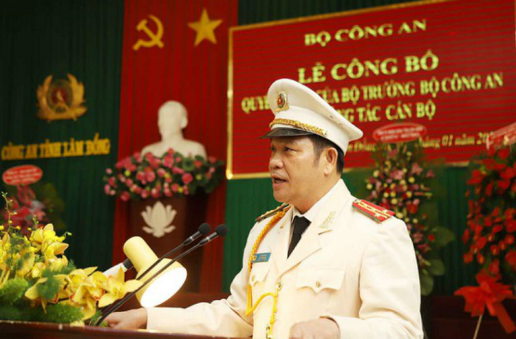 6 thang, Bo Cong an dieu dong, bo nhiem 15 giam doc cong an tinh