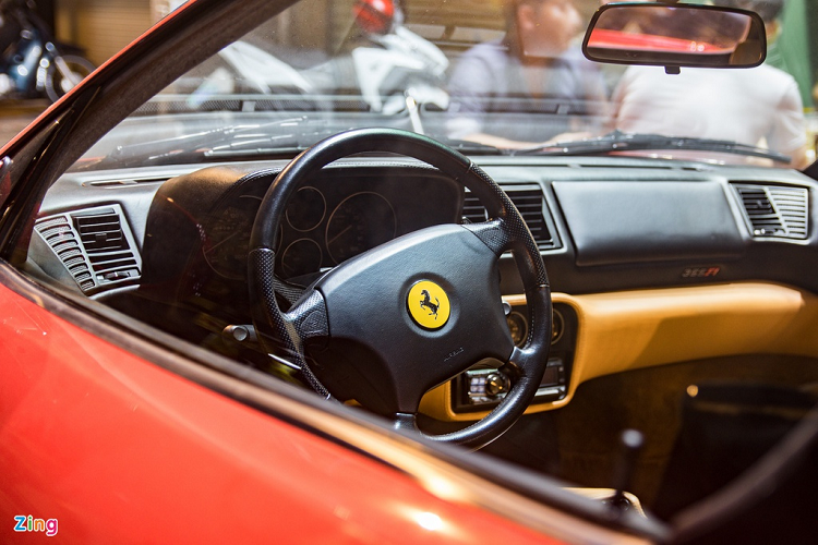 Ferrari 355 F1 Spider hon 20 nam tuoi, 