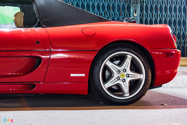 Ferrari 355 F1 Spider hon 20 nam tuoi, 