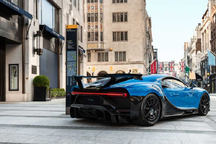 Sieu pham Bugatti Chiron Pur Sport da co mat tai London-Hinh-2