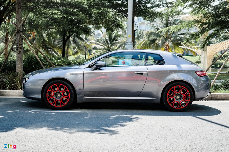 Alfa Romeo Brera hang hiem hon 10 nam tuoi tai Viet Nam-Hinh-4