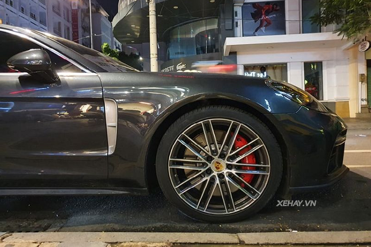 “Dien kien” Porsche Panamera Turbo hon 12 ty o Sai Gon-Hinh-3