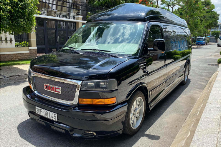 GMC Savana 2500 - 