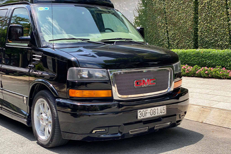 GMC Savana 2500 - 