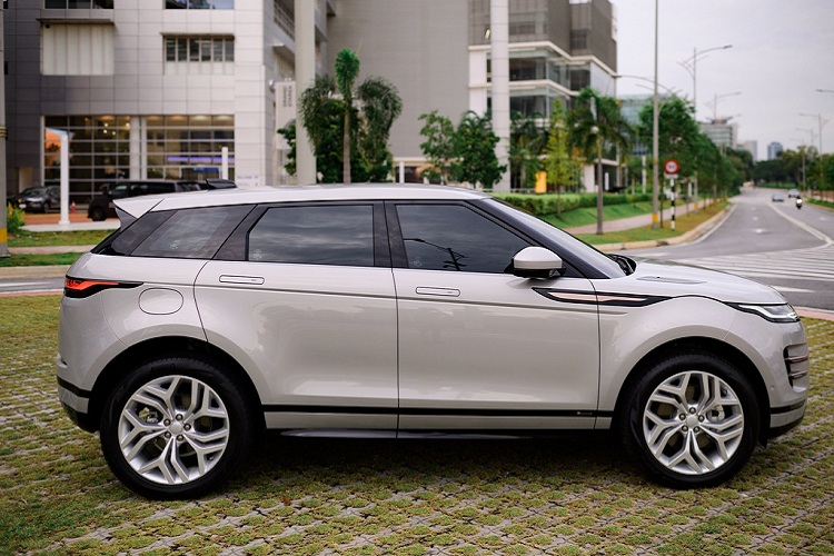 Range Rover Evoque 2020 hon 2,2 ty tai Malaysia sap ve VN?-Hinh-3