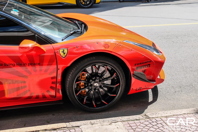 Sieu xe Ferrari 488 do Liberty Walk tien ty, doc nhat Viet Nam-Hinh-4