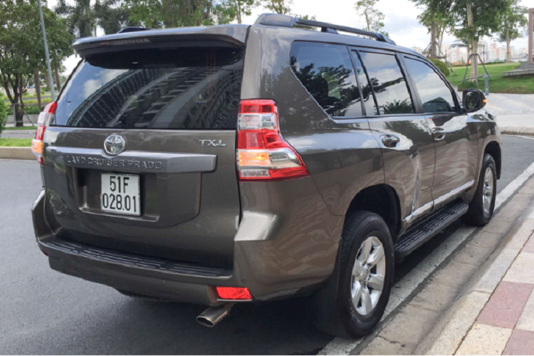 Toyota Prado lan banh 100.000km 