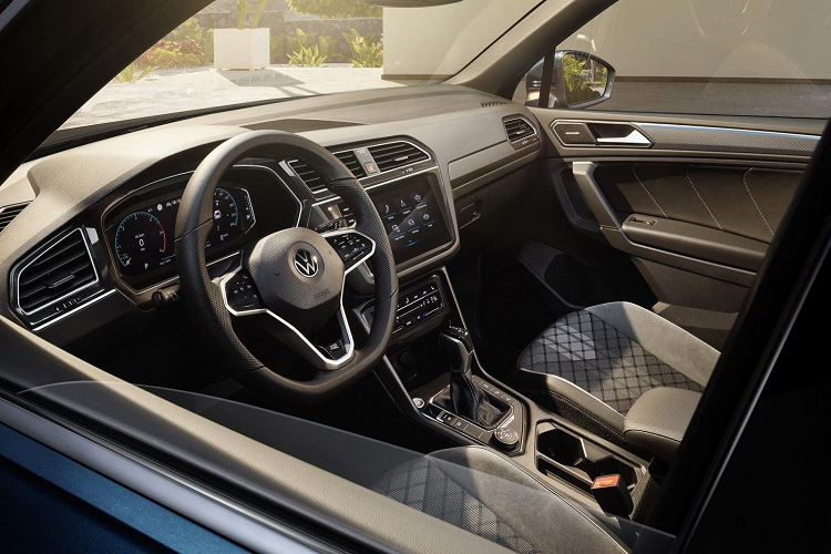 Volkswagen Tiguan 2021, ban hieu suat cao R manh 316 ma luc-Hinh-2