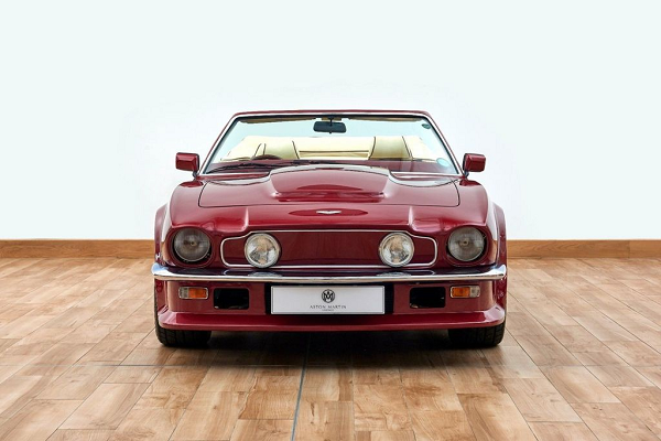 Rao ban xe co Aston Martin V8 Volante 1988 cua David Beckham-Hinh-7