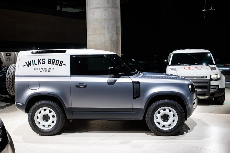 Land Rover cong bo phien ban Hard Top cho Defender moi-Hinh-5