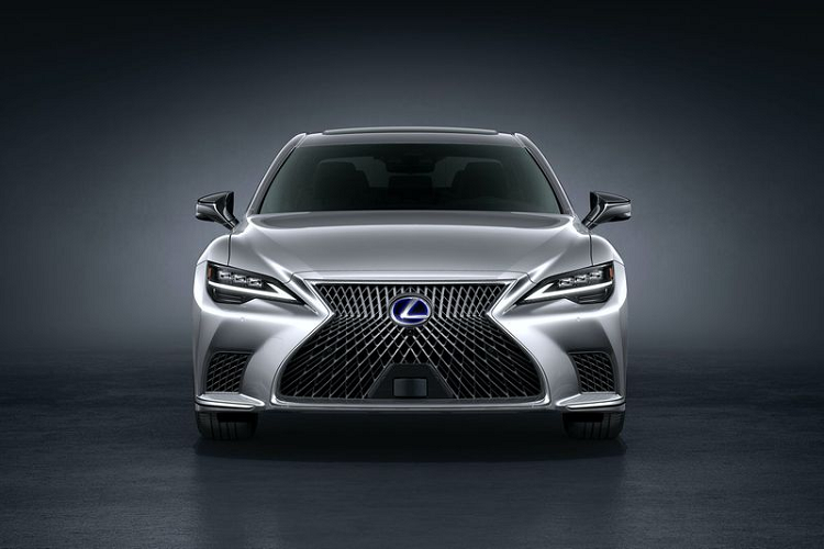 Lexus LS 2021 moi trinh lang, 