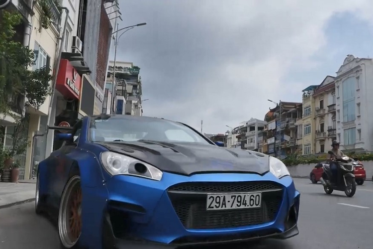 Soi dan xe “khung” xuat hien trong cac MV cua rapper Binz-Hinh-10