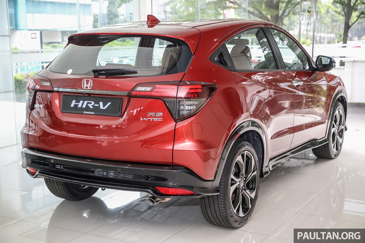 Honda HR-V RS them tuy chon noi that moi, tu 672 trieu dong-Hinh-2