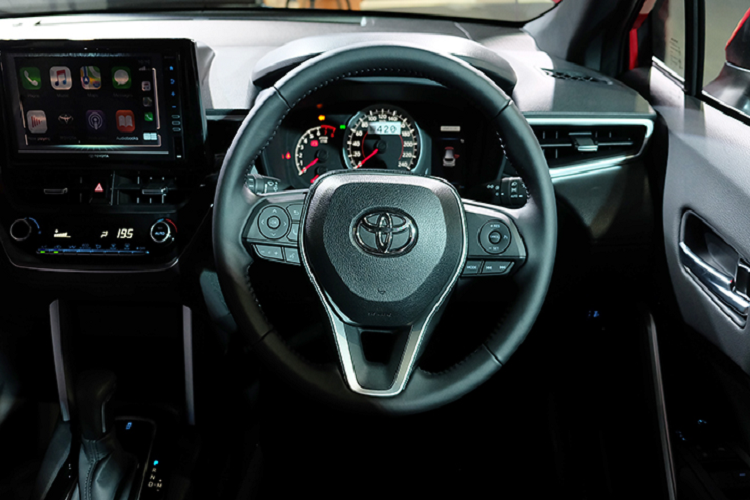 Toyota Corolla Cross 1.8 may xang trang bi co ngheo nan?-Hinh-6