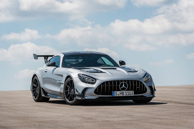 Mercedes-AMG GT Black Series so huu toc do toi toi 325 km/h