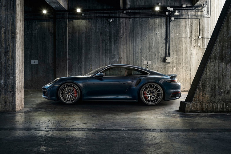 Porsche 911 Turbo 2021 tang toc ngang sieu xe, tu 4 ty dong-Hinh-9