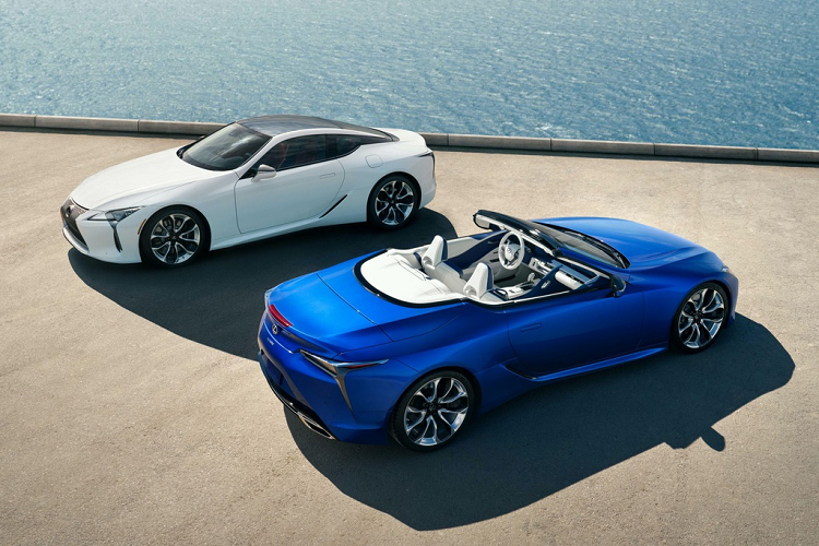 Lexus LC 500 Convertible 2021 se ban ra tu hon 2,3 ty dong