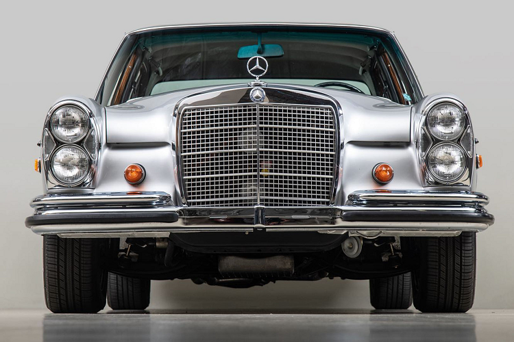 Chi tiet Mercedes-Benz 300 SEL 6.3 doi 1969 
