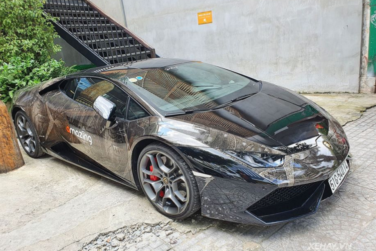 Sieu xe Lamborghini Huracan khoac ao 