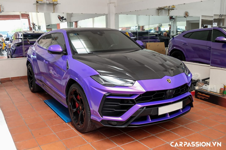 Lamborghini Urus hon 20 ty khoac 