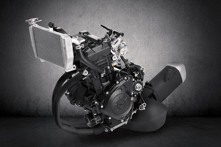 Yamaha bac thong tin xe moto R3 trang bi dong co 4 xy lanh-Hinh-2