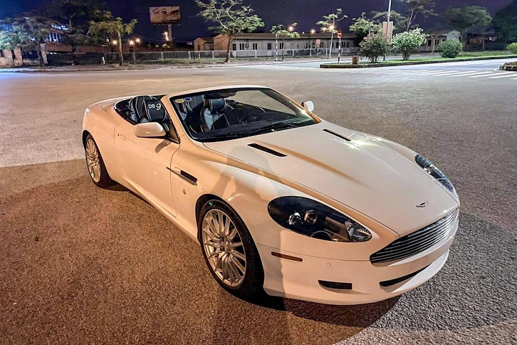 Aston Martin DB9 cua dai gia Trung Nguyen, 