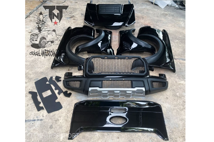 Ford F-150 Ranger va Everest do Raptor chi voi 110 trieu dong-Hinh-4