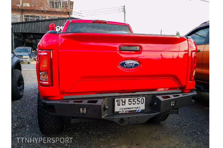 Ford F-150 Ranger va Everest do Raptor chi voi 110 trieu dong-Hinh-9