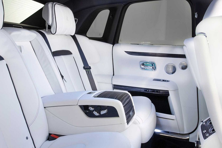 Xe sieu sang Rolls-Royce Ghost 2021 tu 332.500 USD-Hinh-5