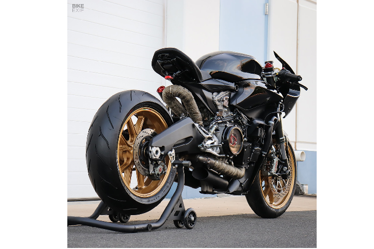 Ngam Ducati 959 Panigale do phong cach cafe racer 