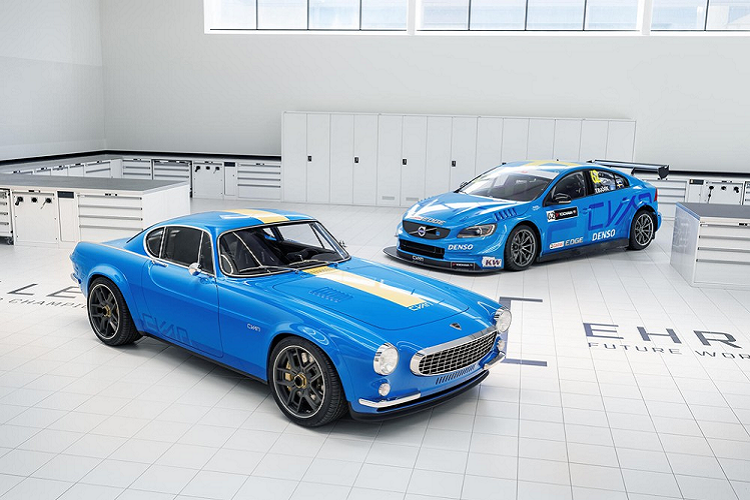 Xe co Volvo P1800 Cyan sau 