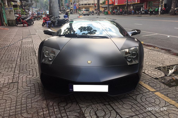 Lamborghini Murcielago SV, “sieu bo” bi lang quen tai Viet Nam-Hinh-2