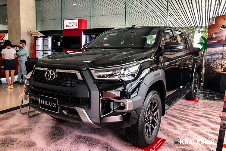 Toyota Hilux 2020 tai Viet Nam co du suc 