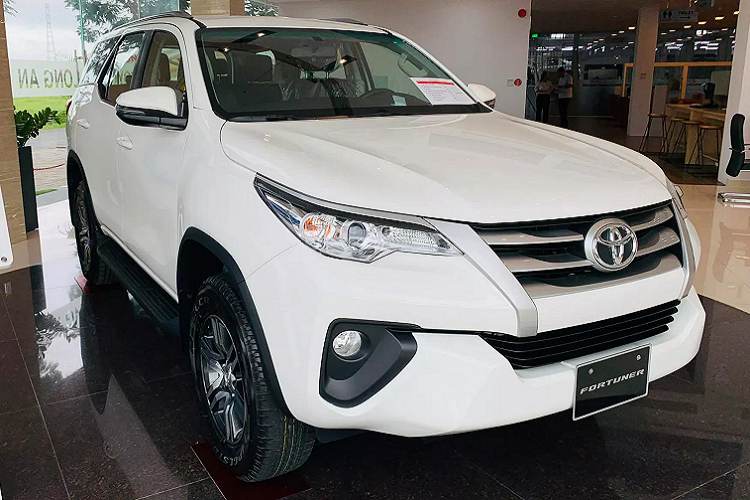 Toyota Fortuner 2020 tai Viet Nam giam ca tram trieu “xa hang”-Hinh-6