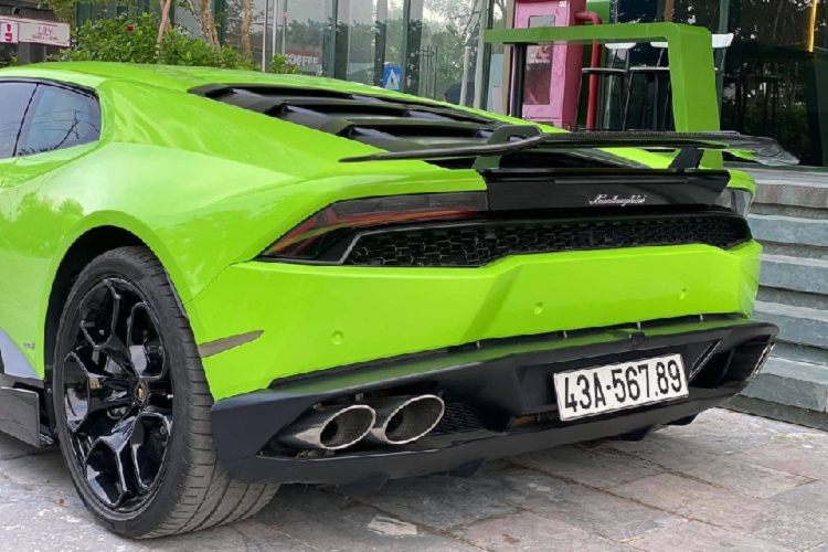 Lamborghini Huracan bien “khung” nhat Viet Nam thay ao moi-Hinh-6