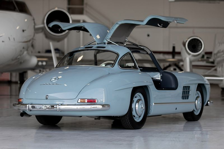 Mercedes-Benz 300SL hon 60 tuoi 