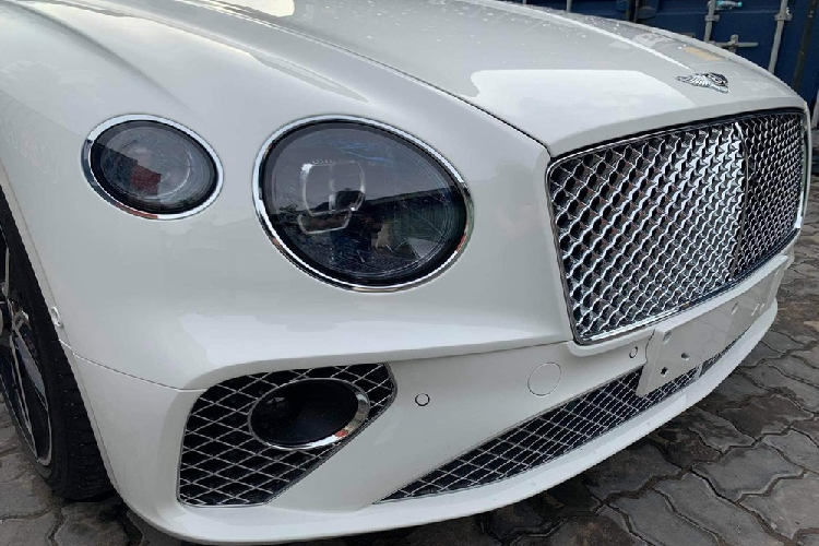 Bentley Continental GT V8 tiep tuc ve Viet Nam, hon 16 ty?-Hinh-4