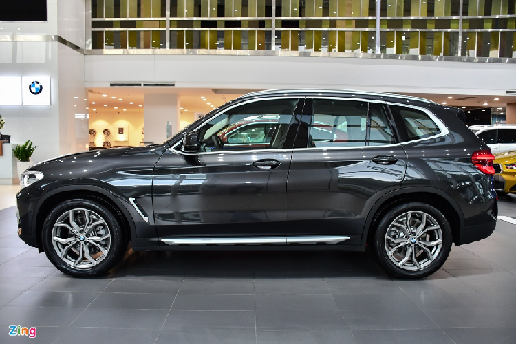 BMW X3 xDrive30i xLine moi tu 2,279 ty dong tai Viet Nam-Hinh-6