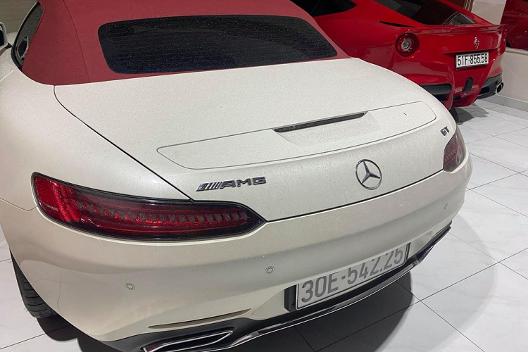 Mercedes-AMG GT Roadster hon 10 ty ve tay dai gia Sai Gon-Hinh-3