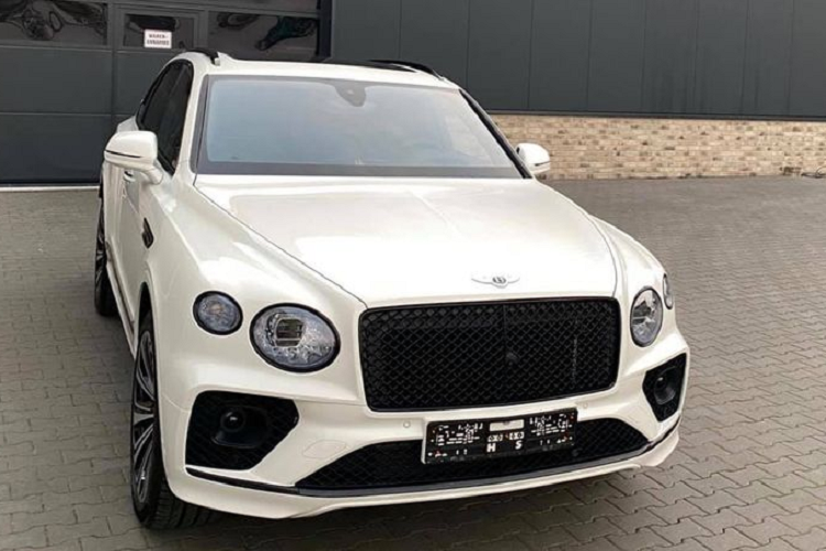 Dai gia Viet nao so huu Bentley Bentayga 2021 gan 17,5 ty dong?