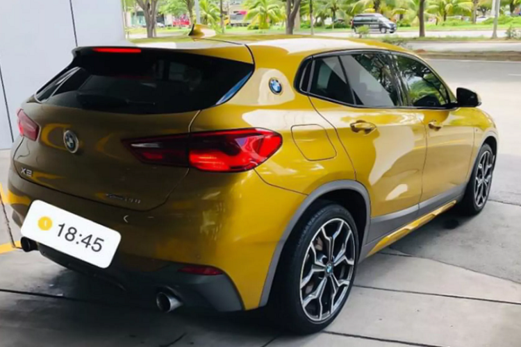 BMW X2 “bay