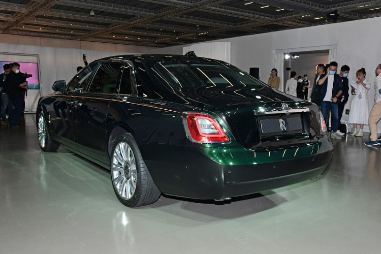 Rolls-Royce Ghost Extended toi 18 ty dong tai Trung Quoc-Hinh-12