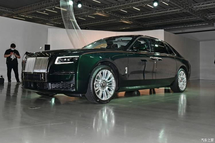 Rolls-Royce Ghost Extended toi 18 ty dong tai Trung Quoc-Hinh-3