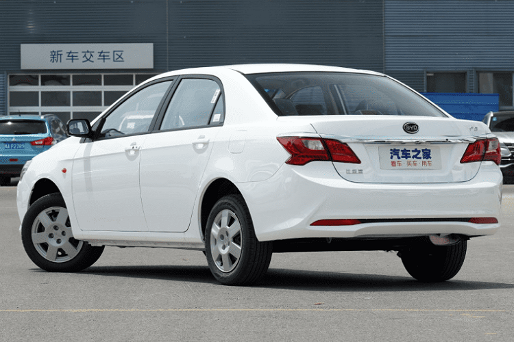 BYD F3 phong cach “doi Tong” sieu re, chi 155 trieu dong-Hinh-7